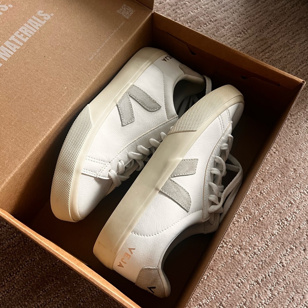 Veja Womens Campo